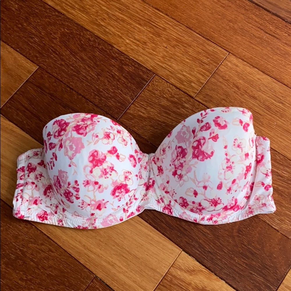 Floral strapless bra